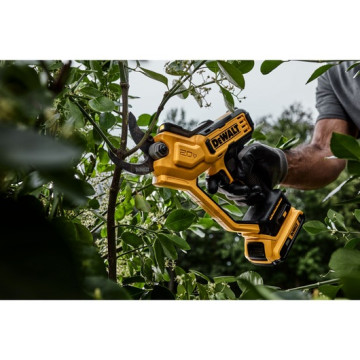 Podador inalámbrico 20V MAX* 1-1/2 pulgadas: Corte preciso y fácil para jardines y paisajes, Dewalt DCPR320B