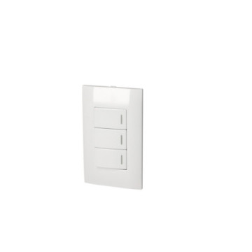 P423B Placa 3 Switch 1/3, línea  Americana, color blanco Surtek