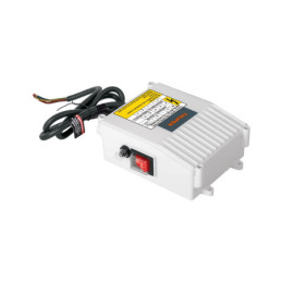 CE-BOS-1-1/2LM-2 Caja de control p/bomba pozo profundo 1 1/2 HP, 220V, Truper