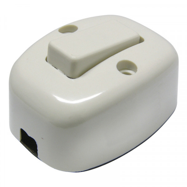 136559 SURTEK Apagador sencillo visible oval 6A 127V Surtek | DIHERESA